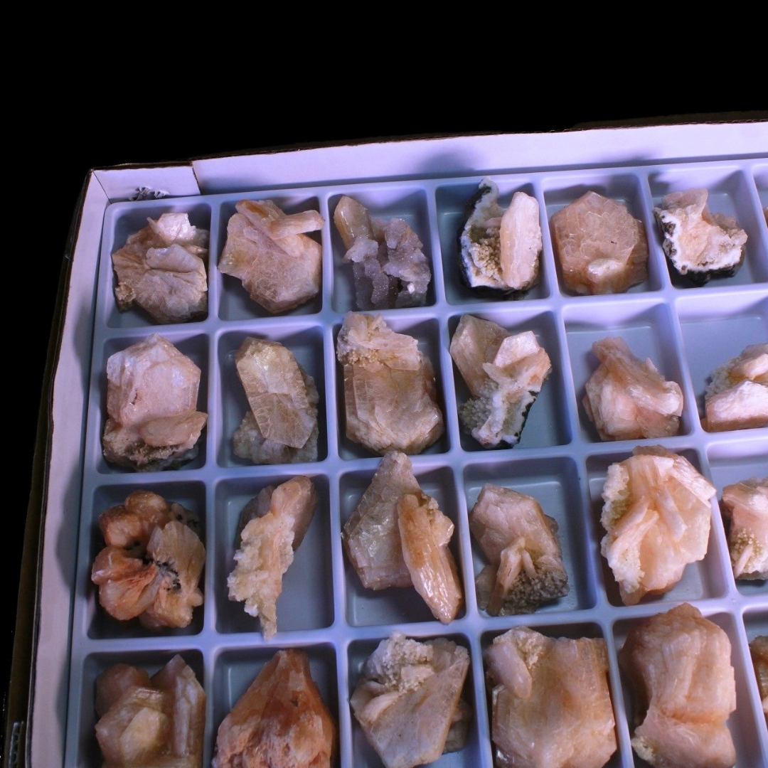 Natural Orange Stilbite &amp; Heulandite Crystal Lot – 32 Pieces from India