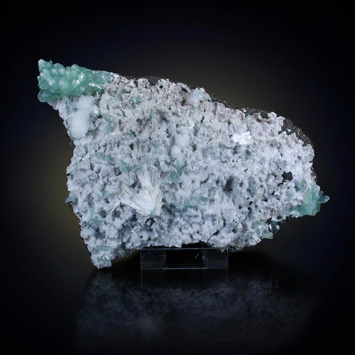 Natural Green Apophyllite with Heulandite Scolecite Crystal Specimen – India