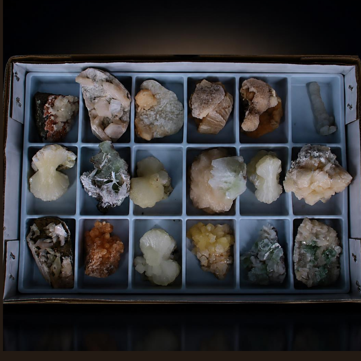 Mixed Natural Zeolite &amp Crystal Mineral Lot – Apophyllite Stilbite Calcite Heulandite &amp Scolecite