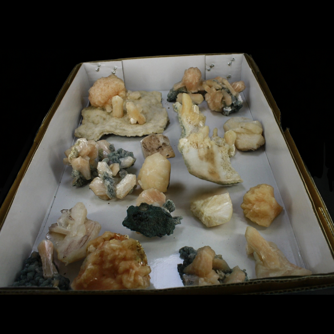 Natural Orange Stilbite &amp; Heulandite Crystal Lot – 18 Pieces from India