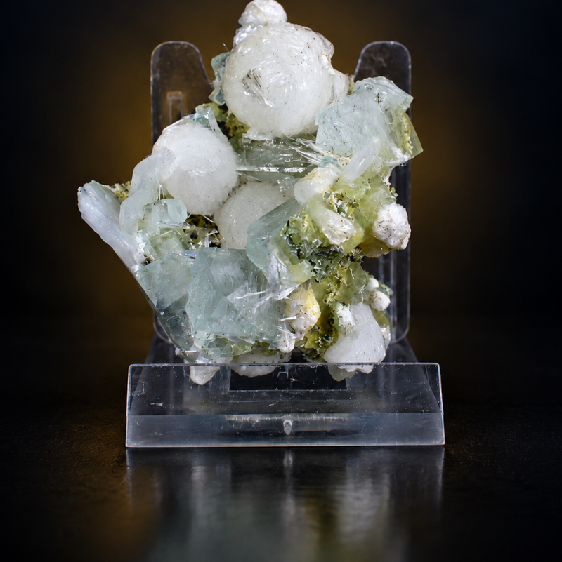Natural Apophyllite with Heulandite &amp; Okenite Mineral Specimen – 40g