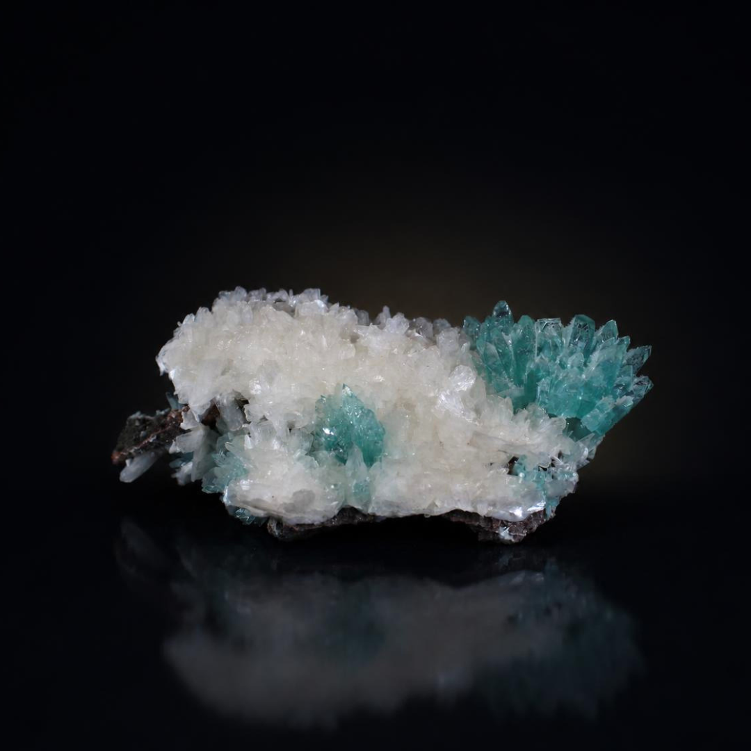 Green Apophyllite on Matrix · 140 g · 11 × 7 × 5 cm · India