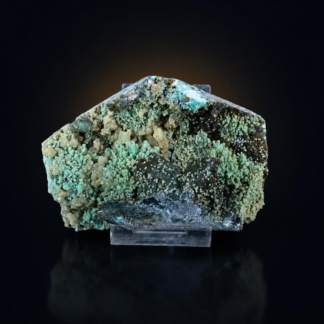 Green Chalcedony · 780 g · 14 × 9 × 5 cm · India