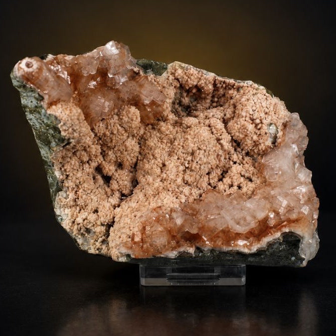 Stilbite specimen — India, 430 g.