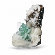 Apophyllite and Stilbite specimen — India, 130 g.