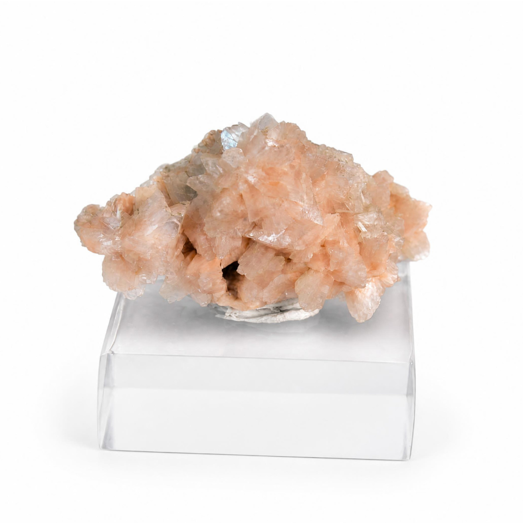 Stilbite and Heulandite specimen — India, 100 g.