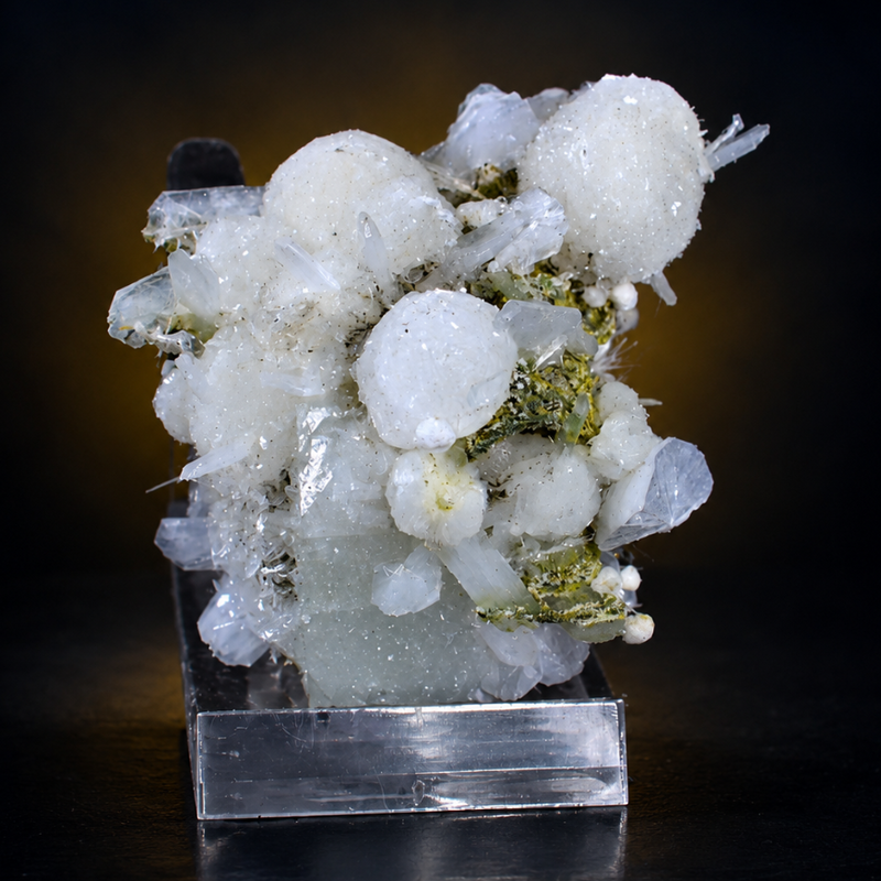 Apophyllite Tabular Crystal Group with Heulandite | 90 g | 7 × 6 × 6 cm