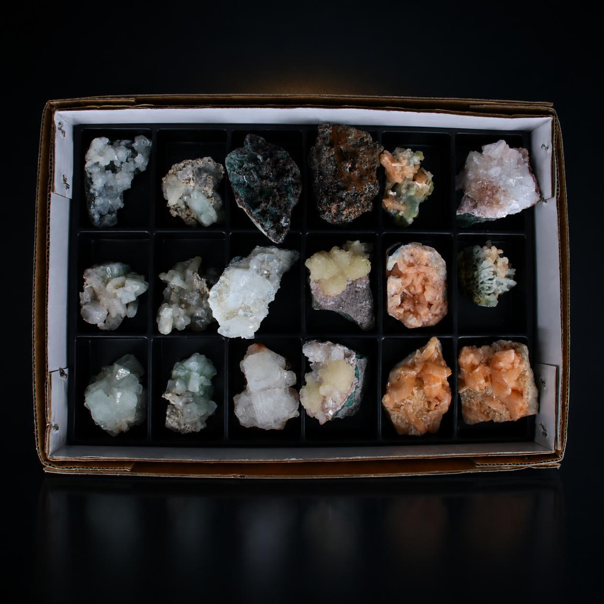 Mixed Apophyllite, Stilbite, Heulandite, Calcite &amp; Quartz Chalcedony Crystal Lot – 18 Pieces