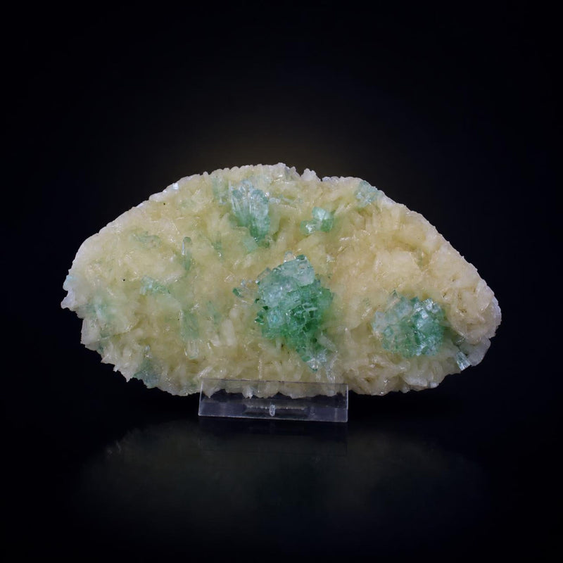 Natural Green Apophyllite with Stilbite Crystal Matrix Mineral Specimen from India 260 gm 13 × 8 × 2 cm |