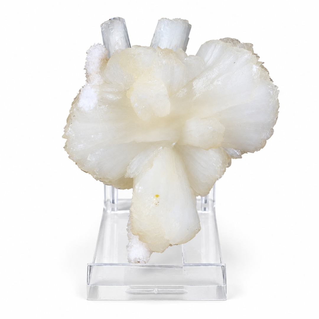 Natural Stilbite Crystal Mineral Specimen – 120g