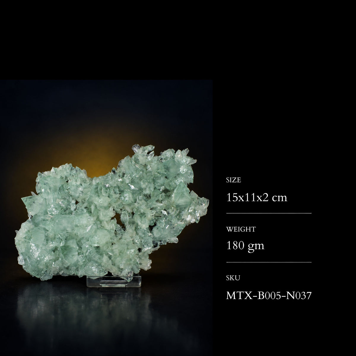 Apophyllite and Stilbite specimen — India, 180 g.