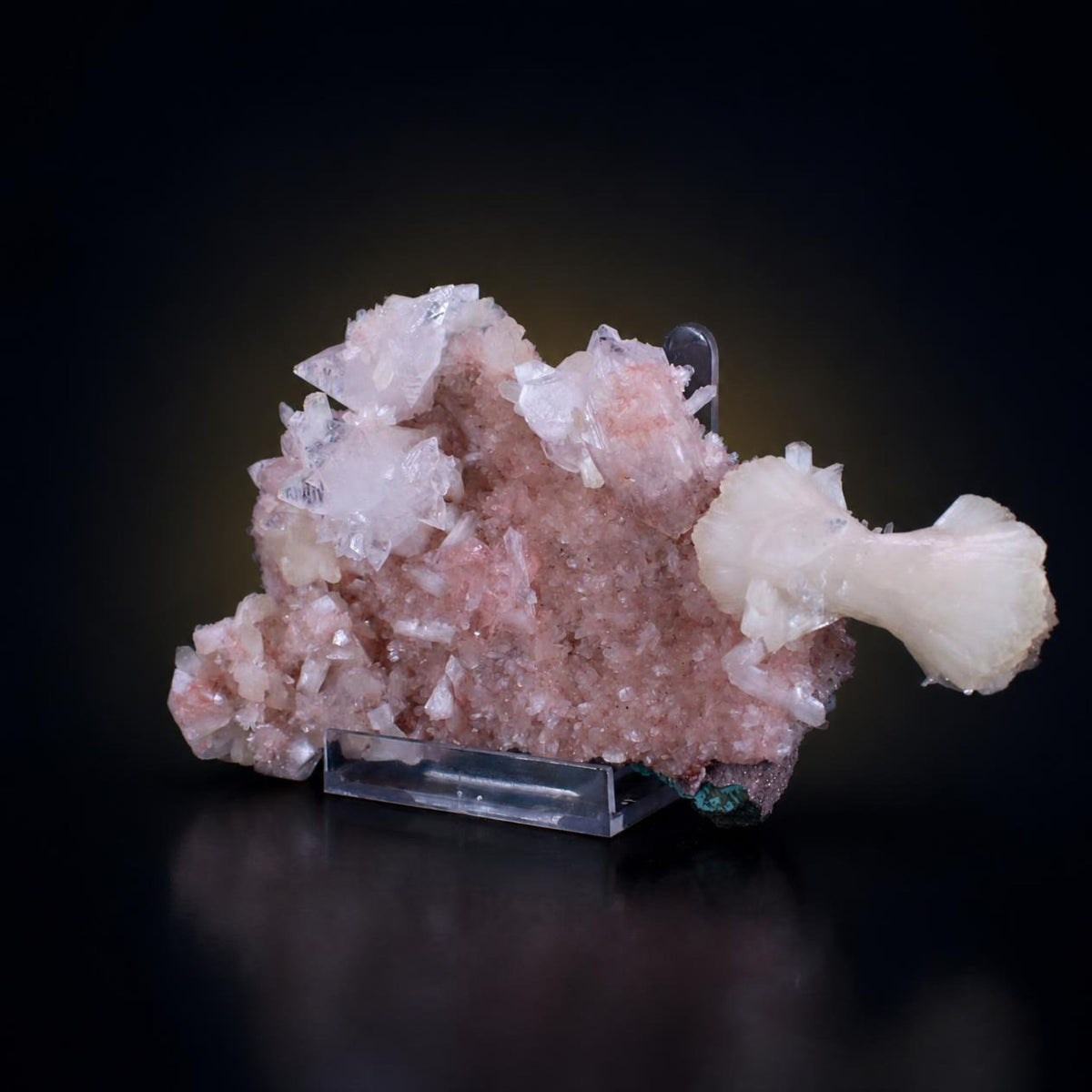 Bladed Tabular Granular Stilbite with Heulandite · 395 g · 18 × 11 × 8 cm
