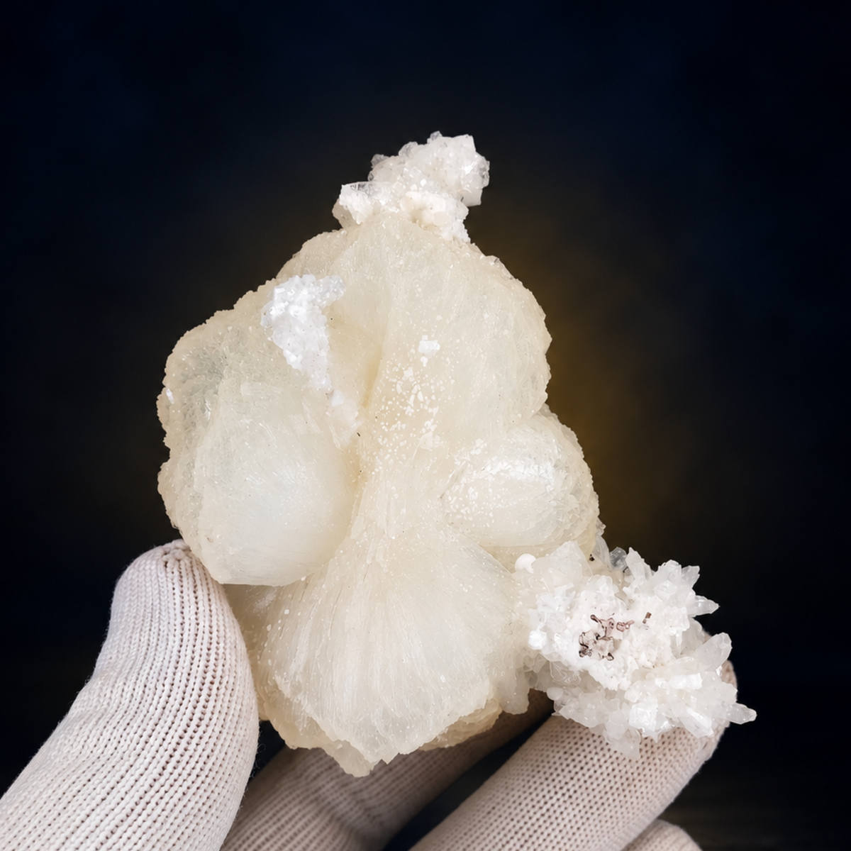 Natural Stilbite with Heulandite Crystal Cluster – 200 g