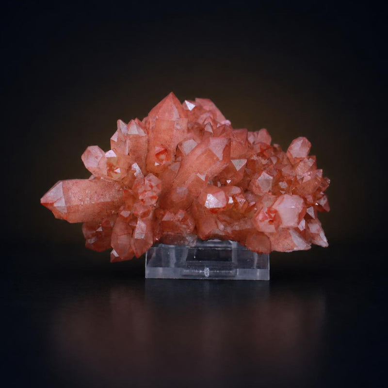 Natural Red Hematoid Quartz Mineral Specimen 9 × 7 × 6 cm 240 g