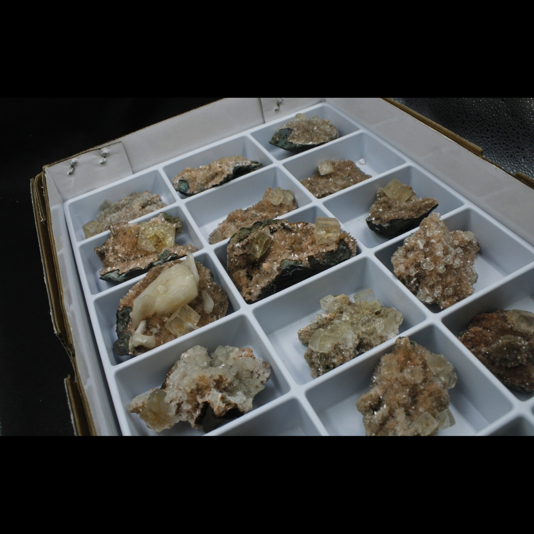 Natural Stilbite with Heulandite &amp; Calcite – 18 Piece Mineral Lot from India