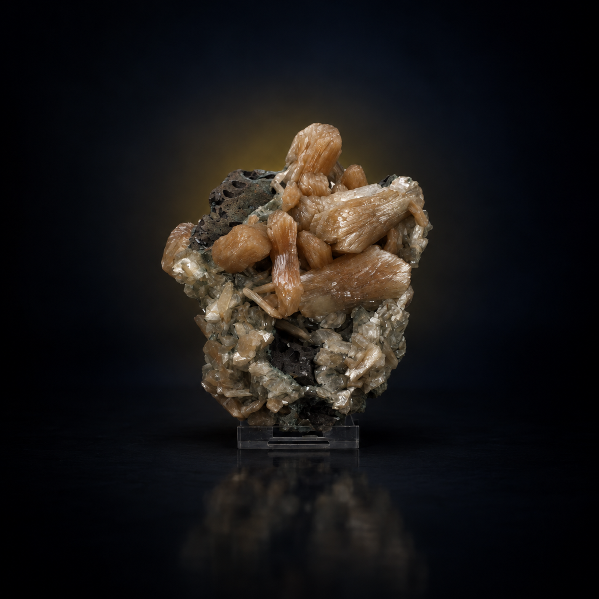 Stilbite & Heulandite Crystal Cluster on Basalt Matrix 10×6×5 cm | 400g