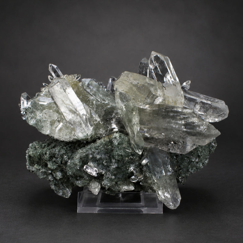 Chlorite Quartz Crystal Cluster | 920 g | 17 × 13 × 8 cm