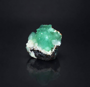 Natural Green Apophyllite Crystal Specimen Collector Mineral India : 5 × 5 × 5 cm