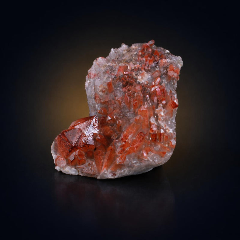 Natural Red Hematoid Quartz Mineral Specimen 15 × 9 × 6 cm 590 g