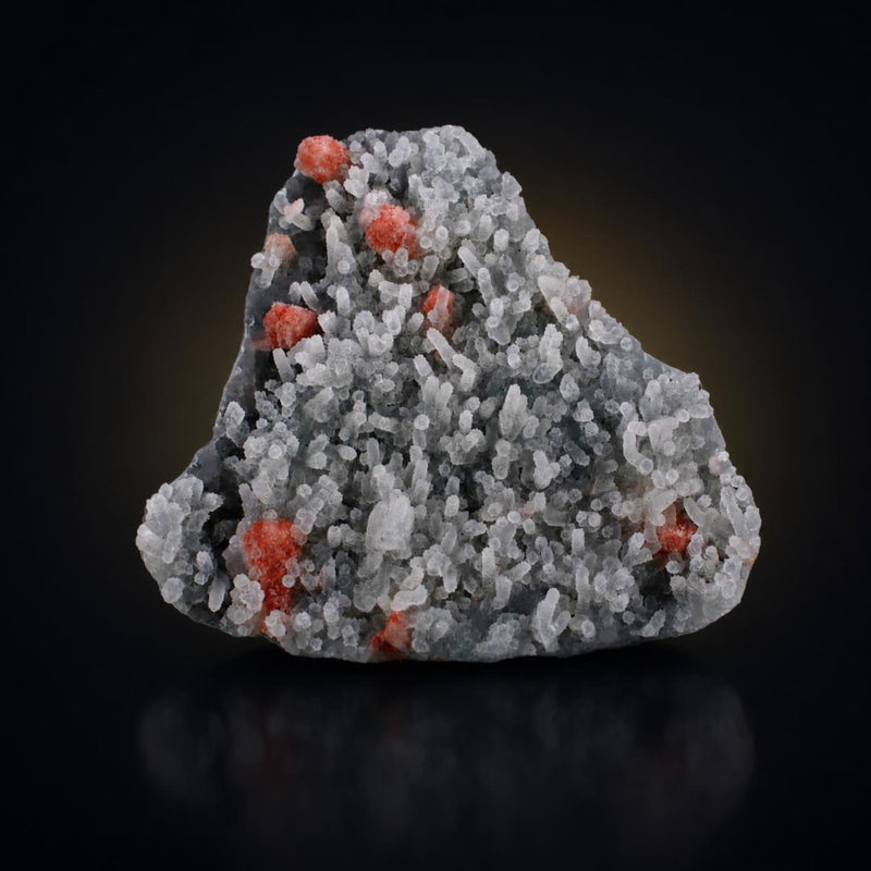 Natural Chalcedony Mineral Specimen – 14 × 12 × 2 cm 370 g