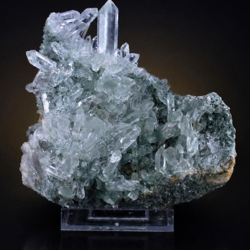 Himalayan Quartz Prismatic Crystal Cluster | 700 g | 13 × 9 × 5 cm