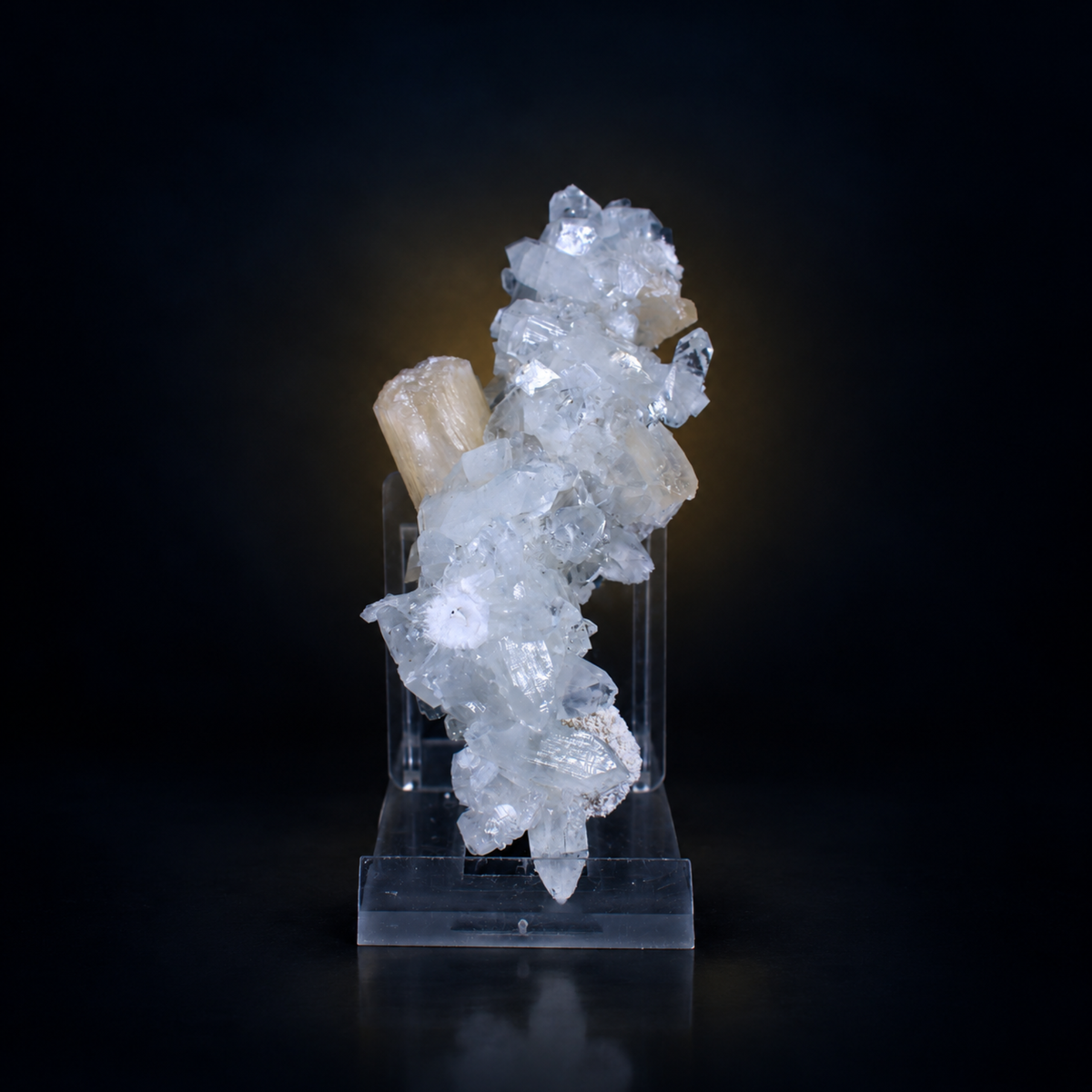 Apophyllite & Stilbite Crystal Cluster | 11 × 5 × 4 cm | 90 g
