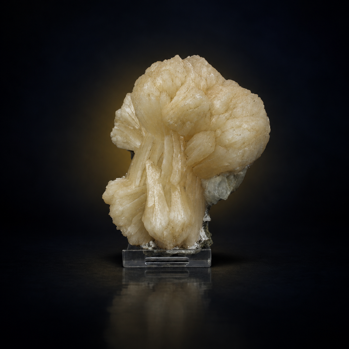 Natural Stilbite Mineral Specimen – 270 g