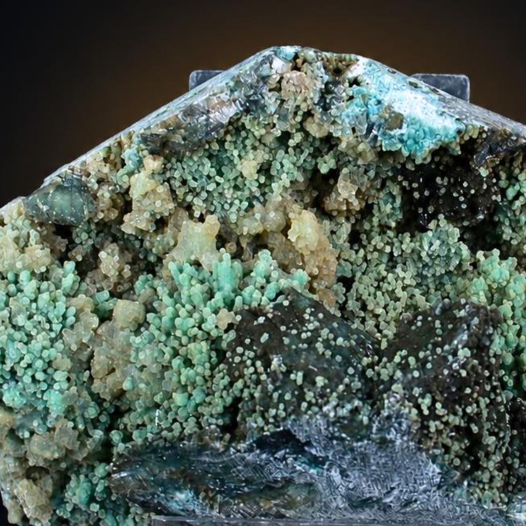 Green Chalcedony · 780 g · 14 × 9 × 5 cm · India