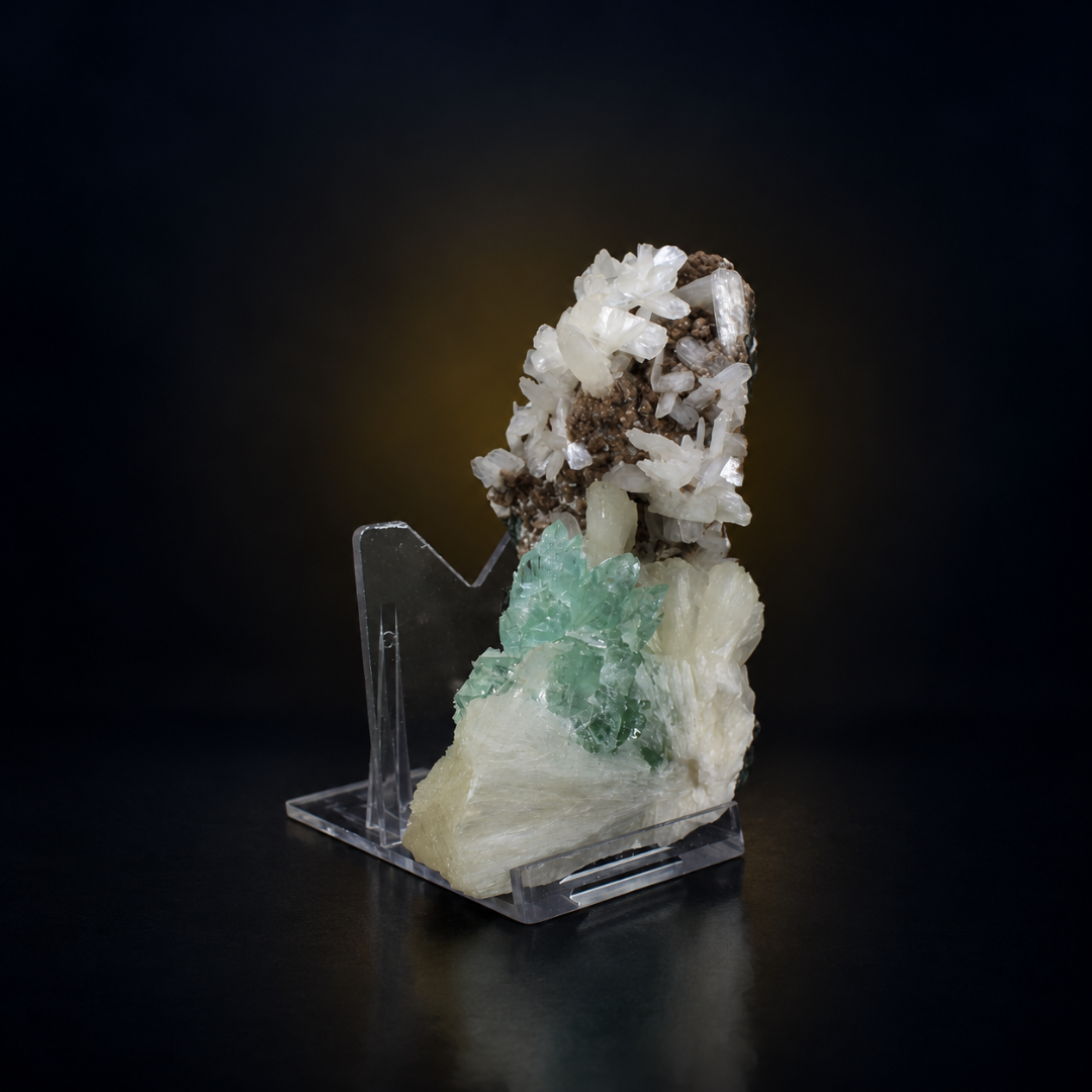 Apophyllite and Stilbite specimen — India, 130 g.