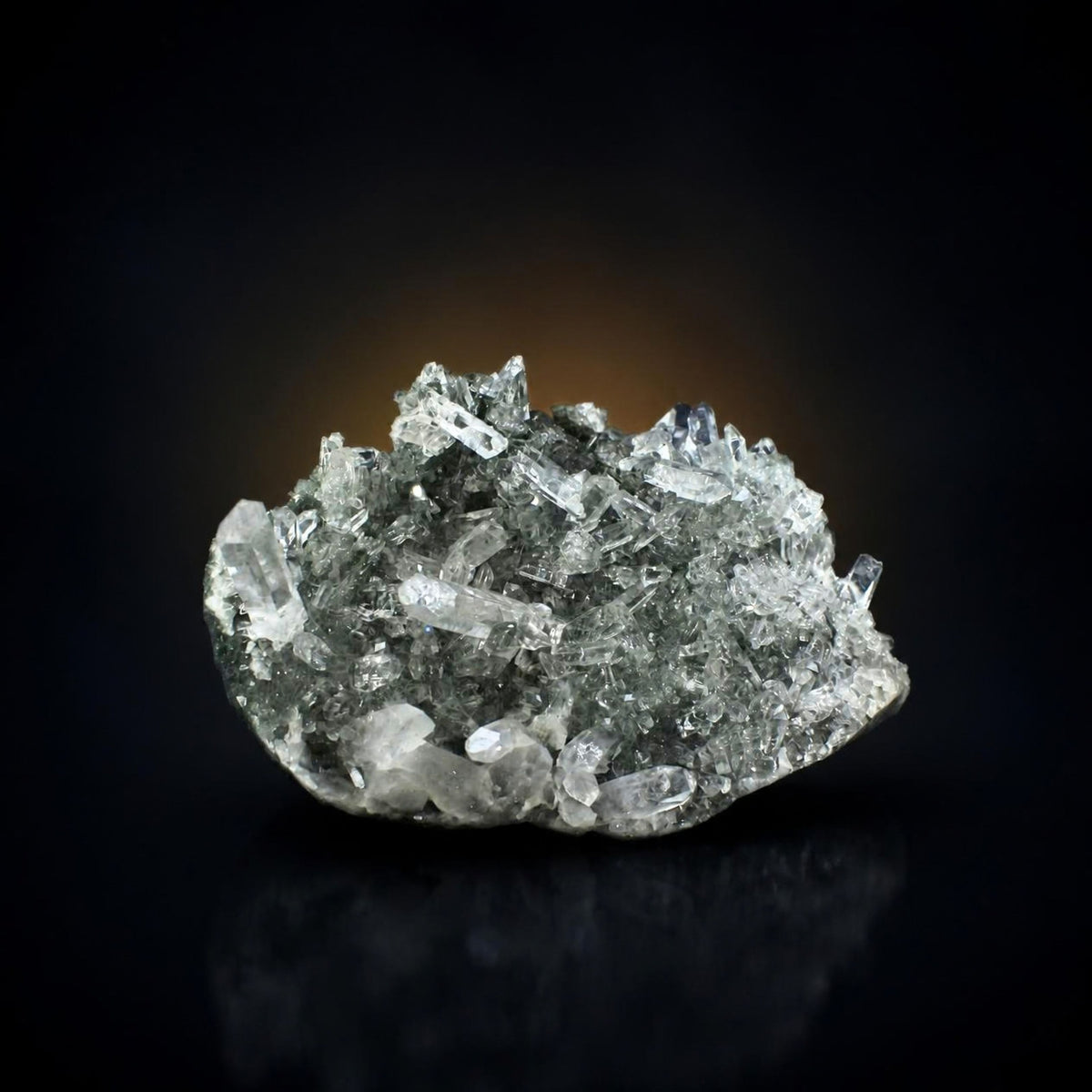 Natural Himalayan Quartz Mineral Specimen 18 × 11 × 8 cm 990 g