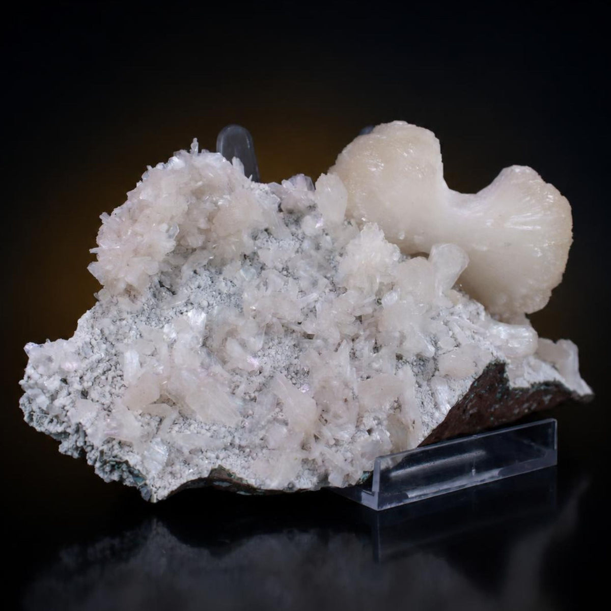 Natural Stilbite with Heulandite Mineral Specimen 19 × 9 × 7 cm 660 g