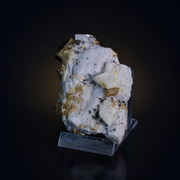 Calcite specimen — India, 150 g.