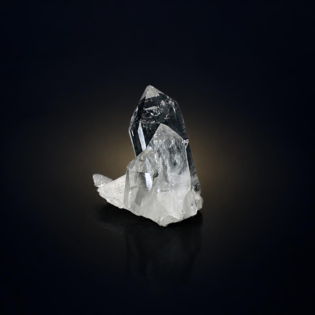 Natural Himalayan Quartz Mineral Specimen 13 × 8 × 7 cm 900 g