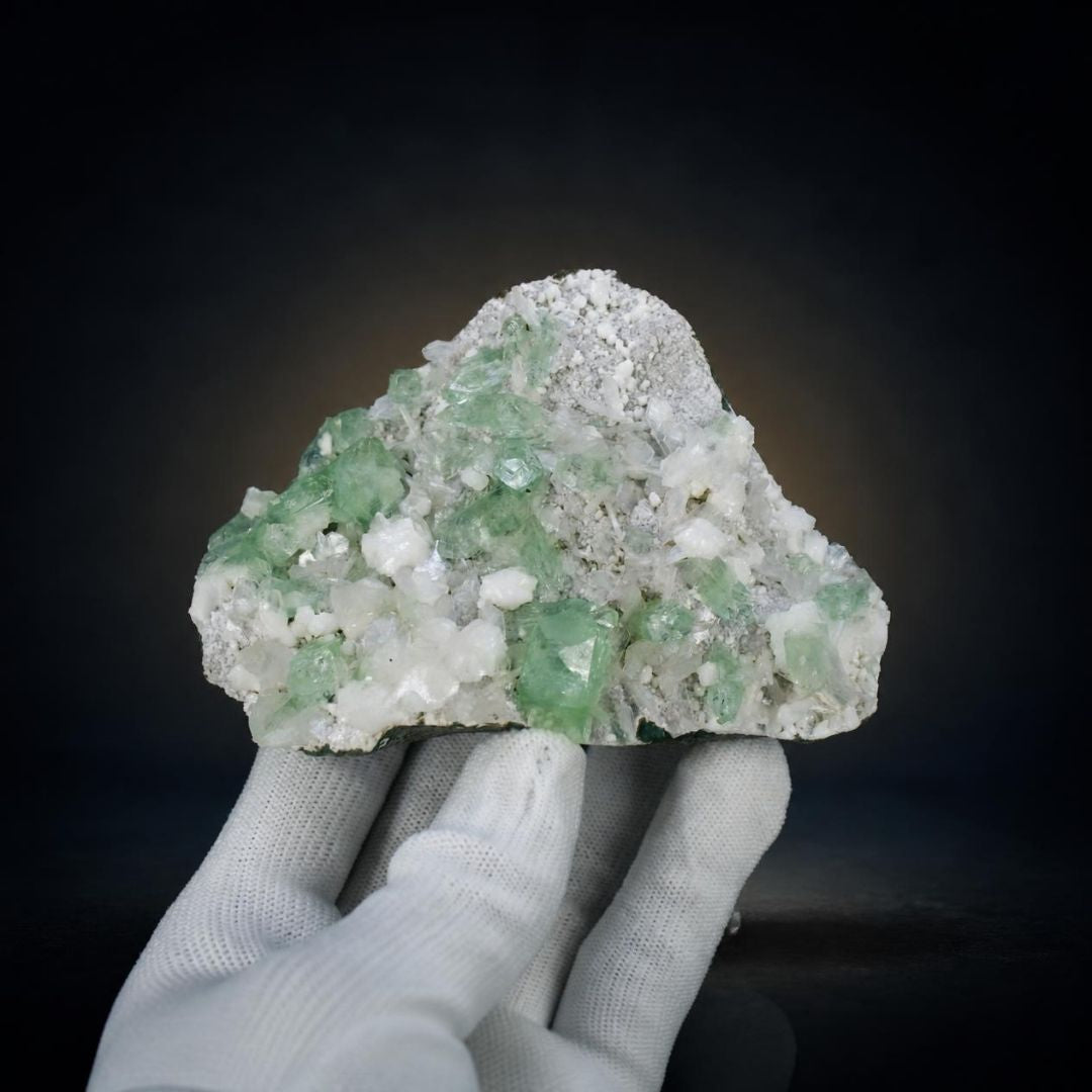 Green Tabular Apophyllite with White Mordenite | 266 g | 10 × 8 × 3 cm