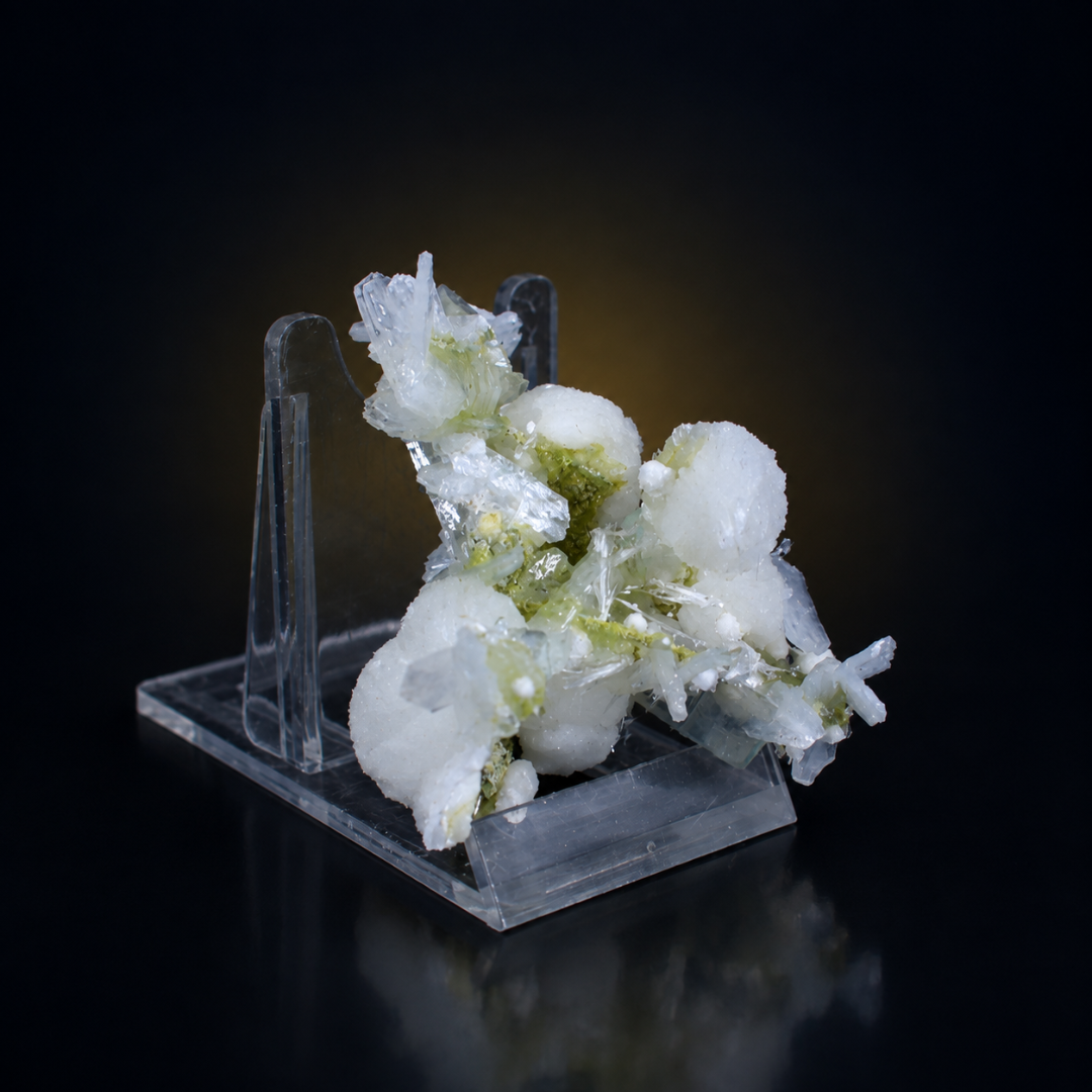 Okenite Apophyllite Heulandite Natural Crystal Specimen – 50g, 8 × 6 × 5 cm