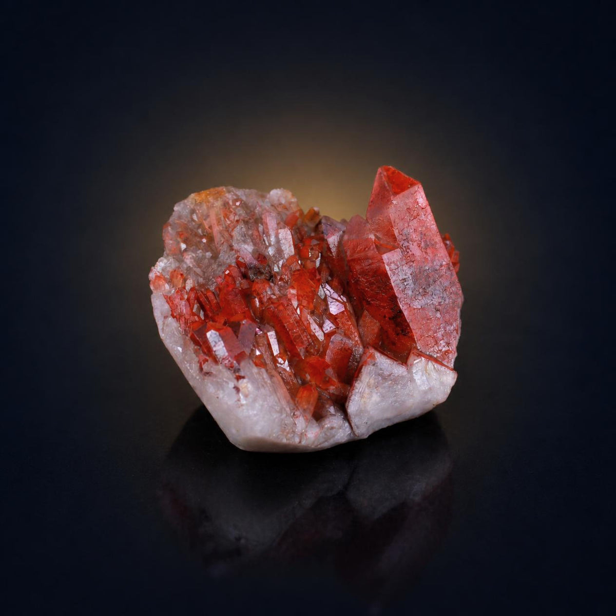 Natural Red Hematoid Quartz Mineral Specimen 11 × 11 × 7 cm, 500 g