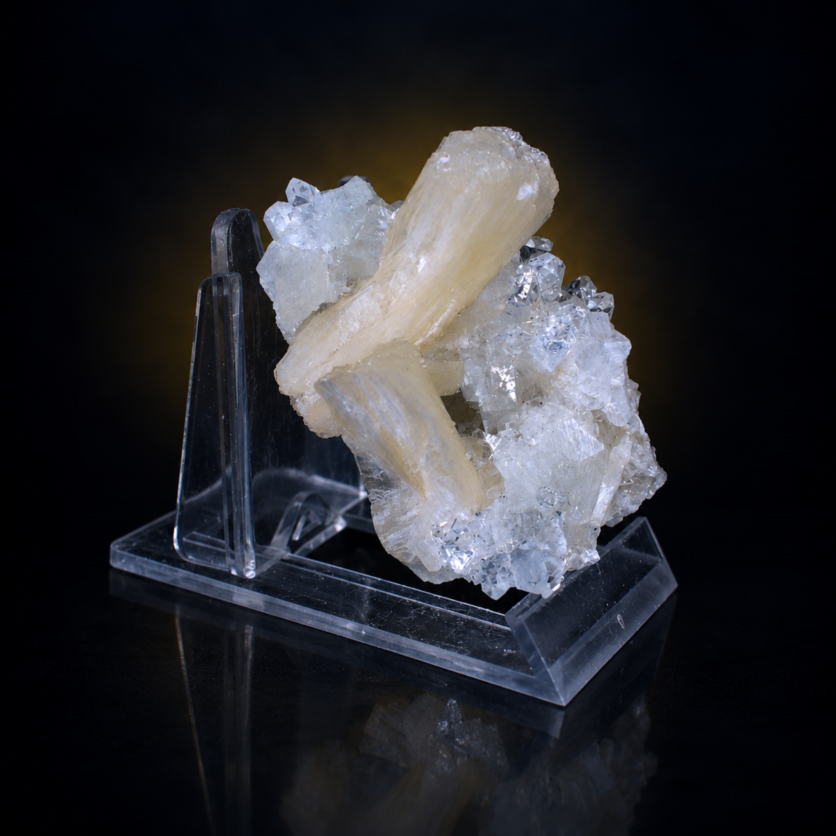 Apophyllite & Stilbite Crystal Cluster | 7 × 5 × 4 cm | 70 g