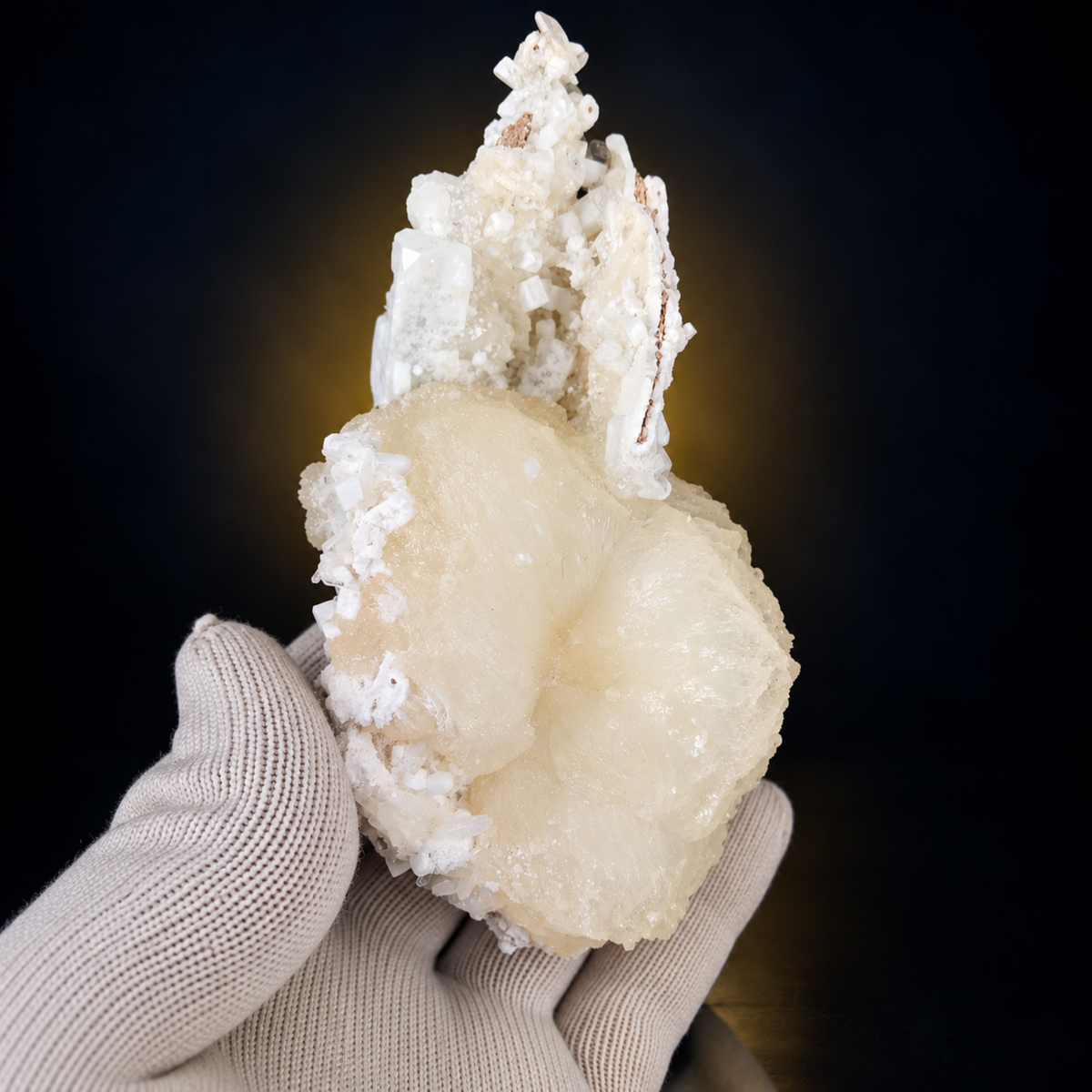 Natural Stilbite with Heulandite Crystal Cluster – 270 g