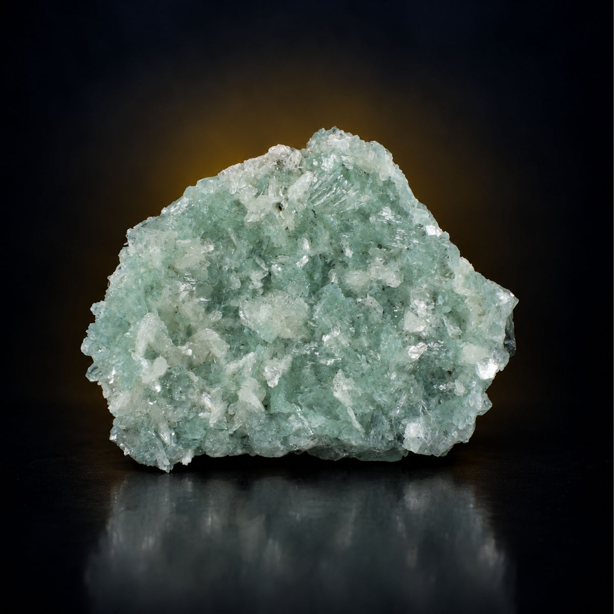 Apophyllite specimen — India, 150 g.