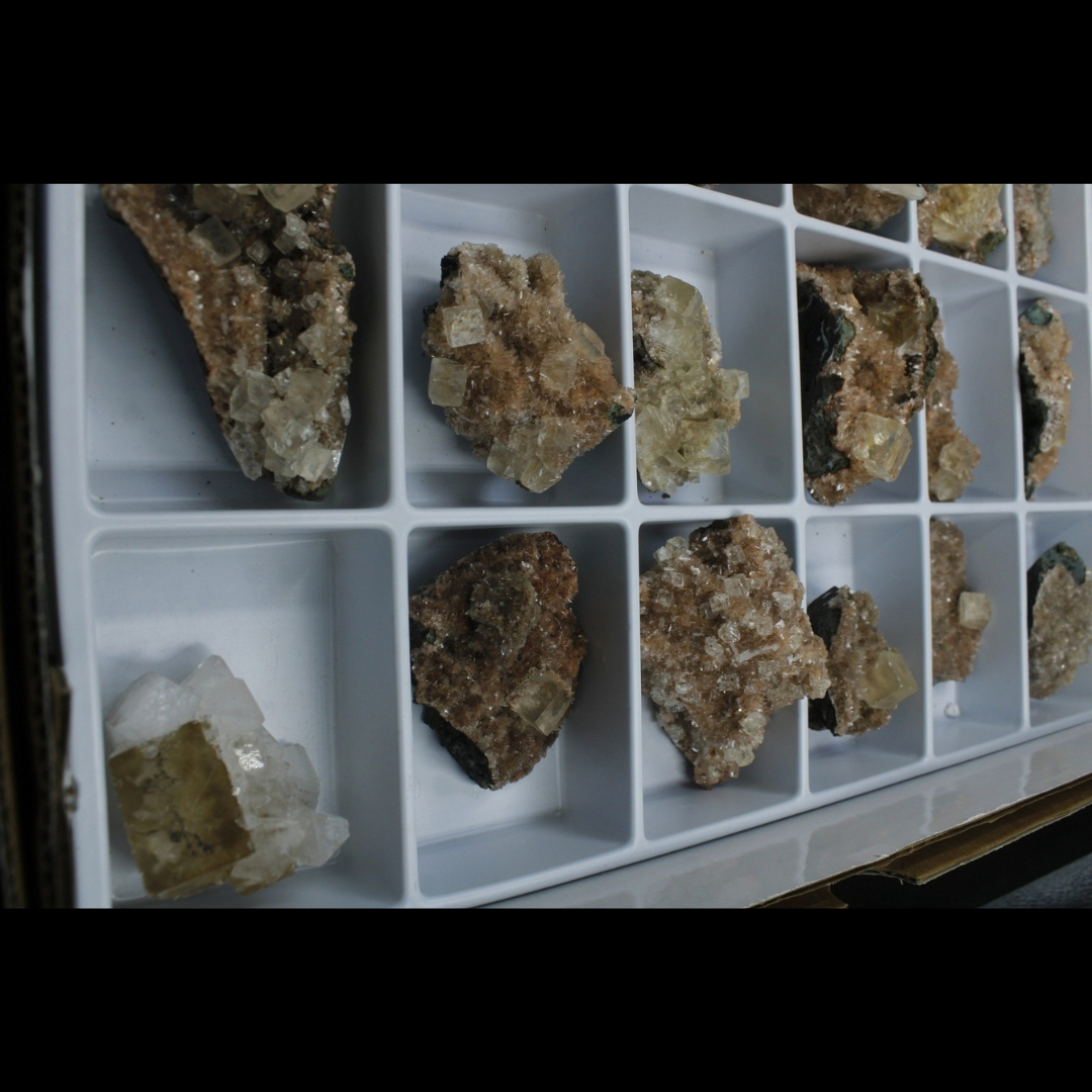 Natural Stilbite with Heulandite &amp; Calcite – 18 Piece Mineral Lot from India