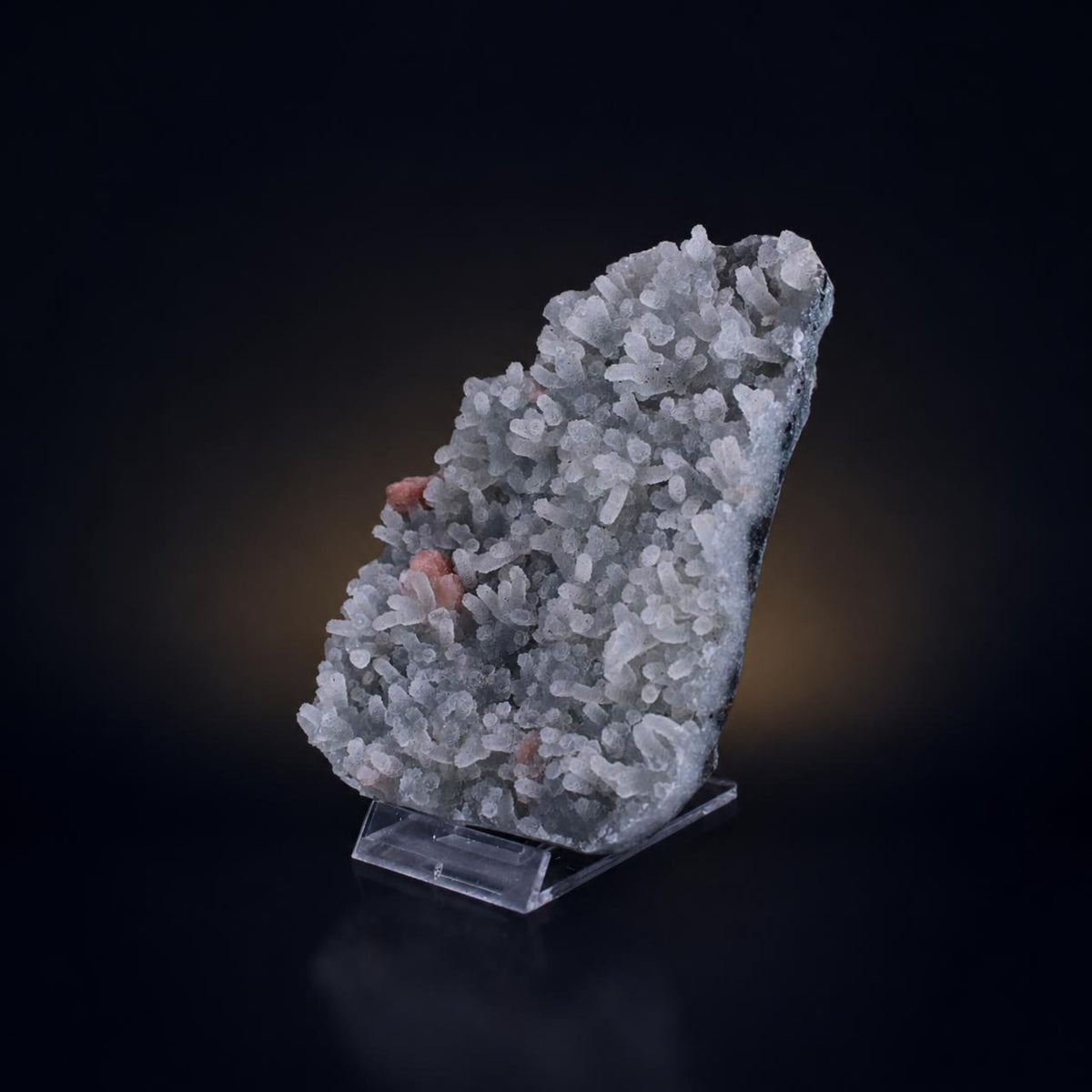 Natural Chalcedony Geode – Mineral Specimen from India 280 gm 12 × 9 × 2 cm