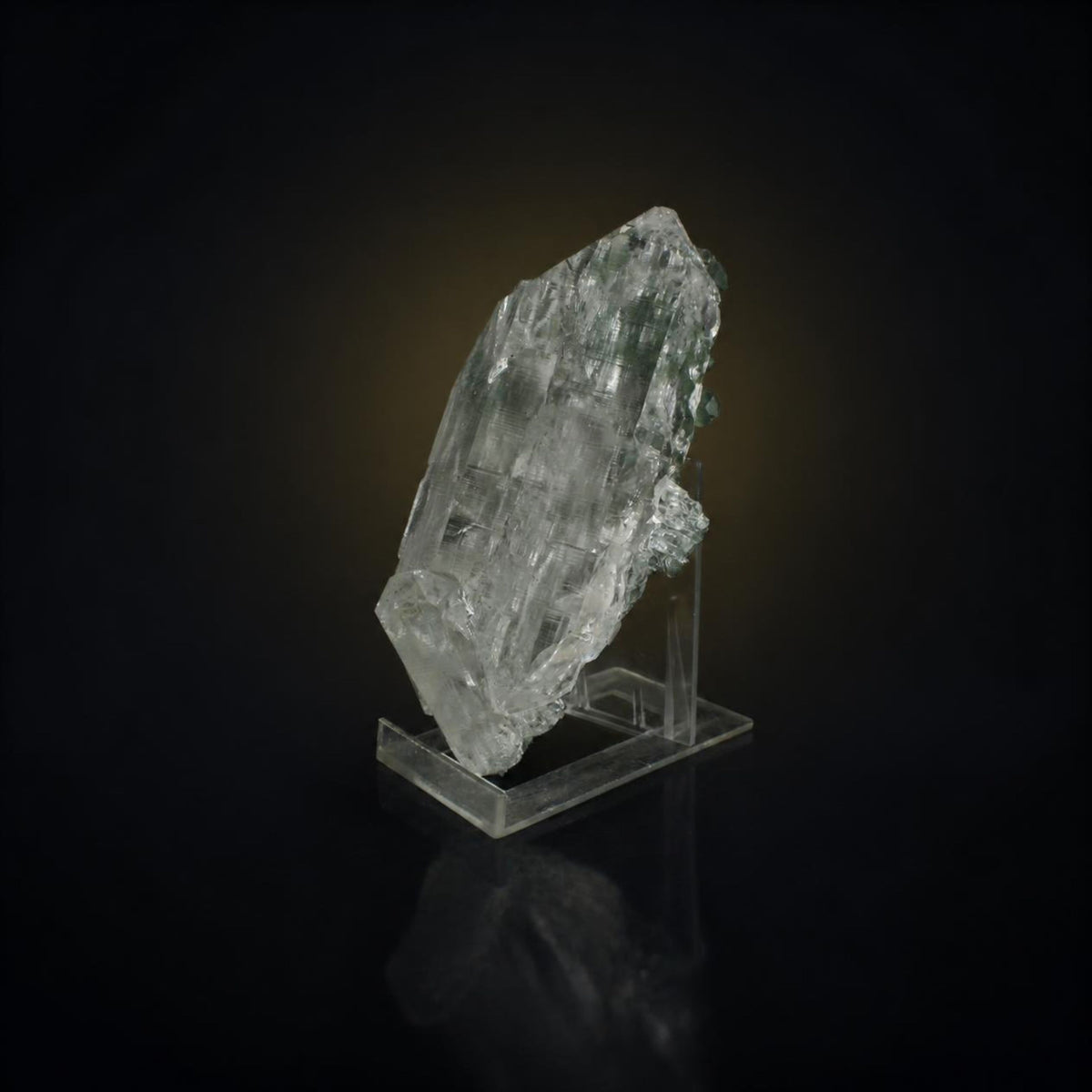 Natural Himalayan Quartz Mineral Specimen 14 × 9 × 3 cm 650 g