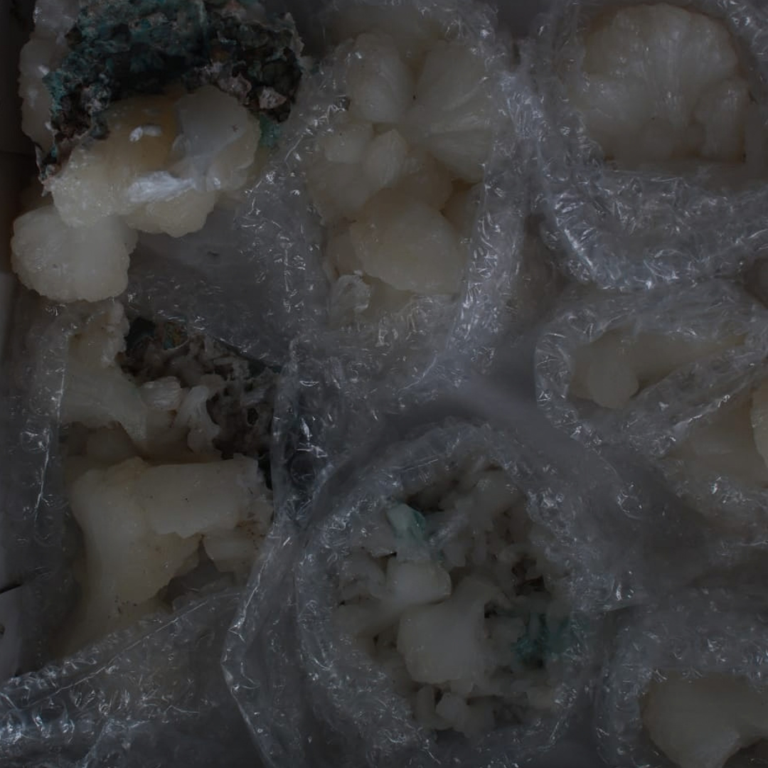 Natural Stilbite with Heulandite Crystal Lot – 14 Pieces from India