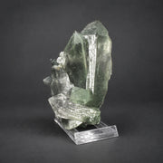 Natural Green Himalayan Quartz Mineral Specimen 15 × 10 × 5 cm 750 g