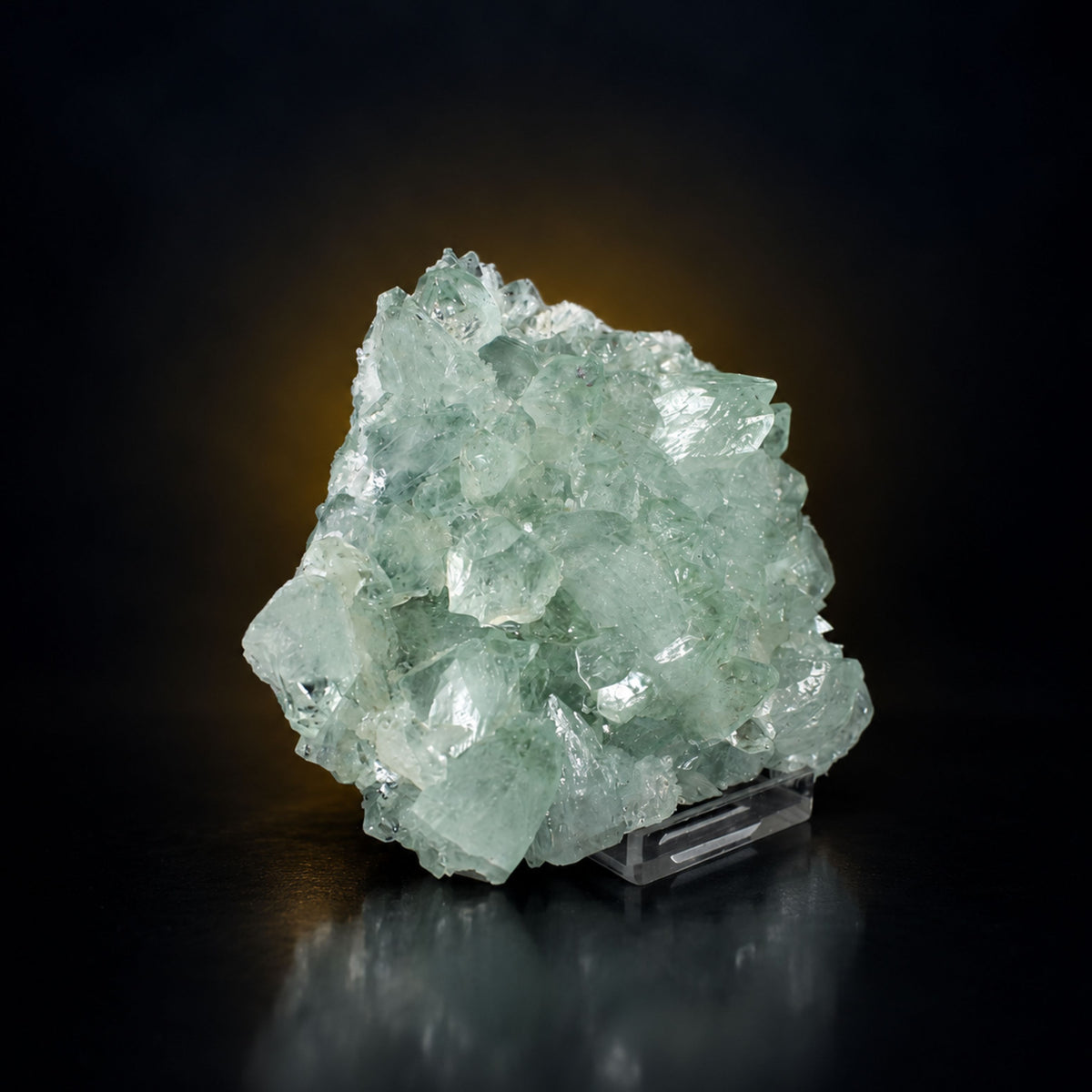 Apophyllite specimen — India, 150 g.