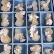 Natural White Stilbite Crystal Specimen Lot – 32 Pieces