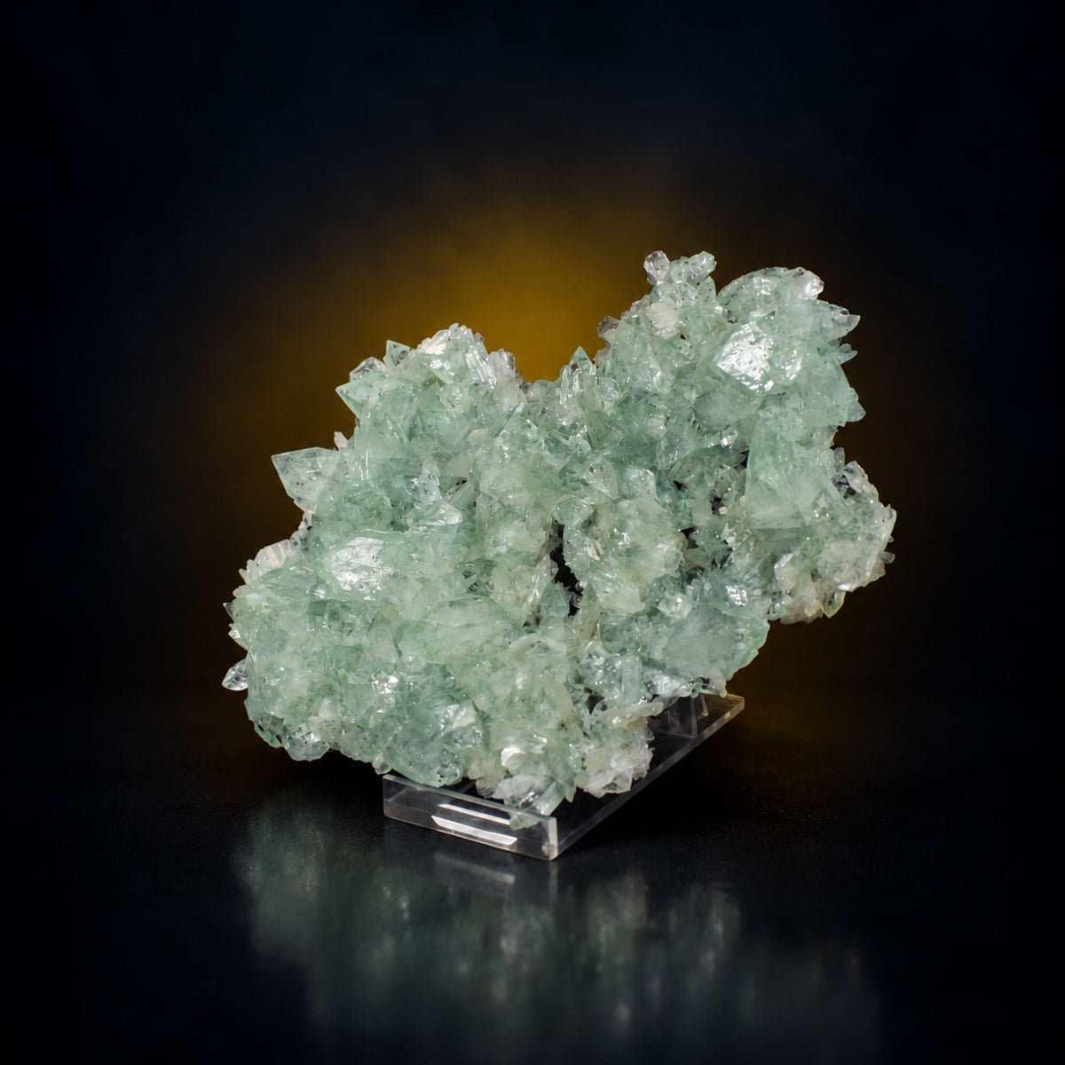 Apophyllite and Stilbite specimen — India, 180 g.
