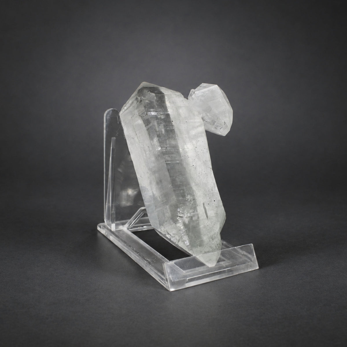 Natural Himalayan Quartz Mineral Specimen  13 × 8 × 5 cm 360 g