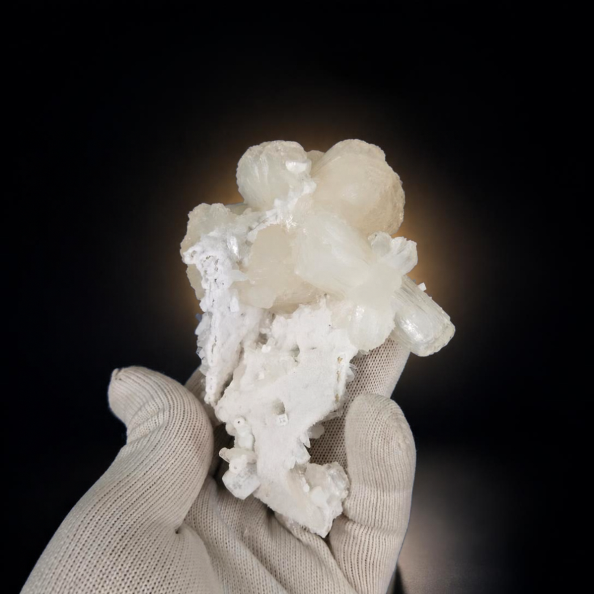 Natural Stilbite with Heulandite Crystal Cluster – 340 g