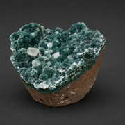 Chalcedony specimen — India, 550 g.